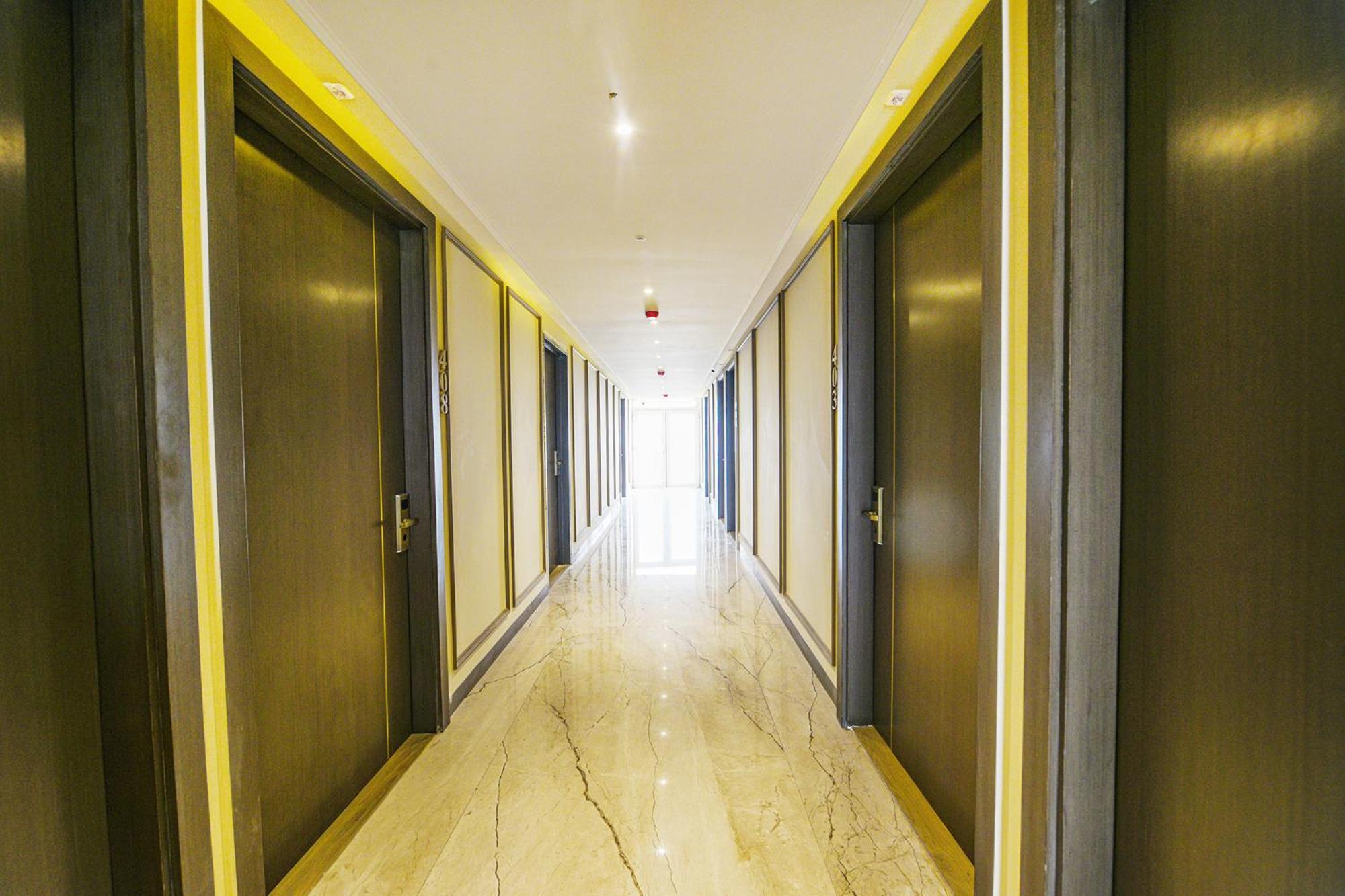 Fabhotel Prime Qotel Janakpuri 德里 外观 照片