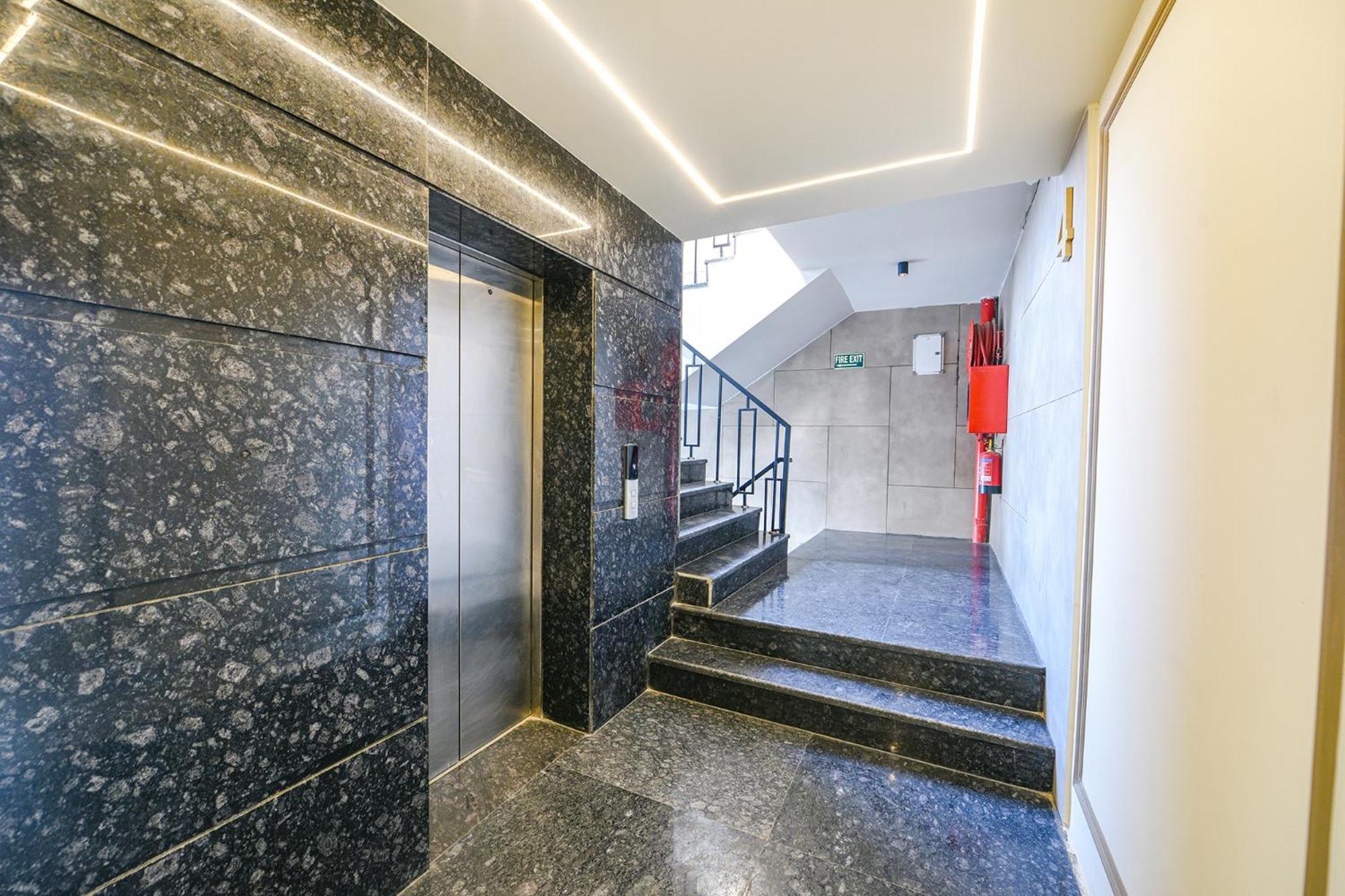 Fabhotel Prime Qotel Janakpuri 德里 外观 照片