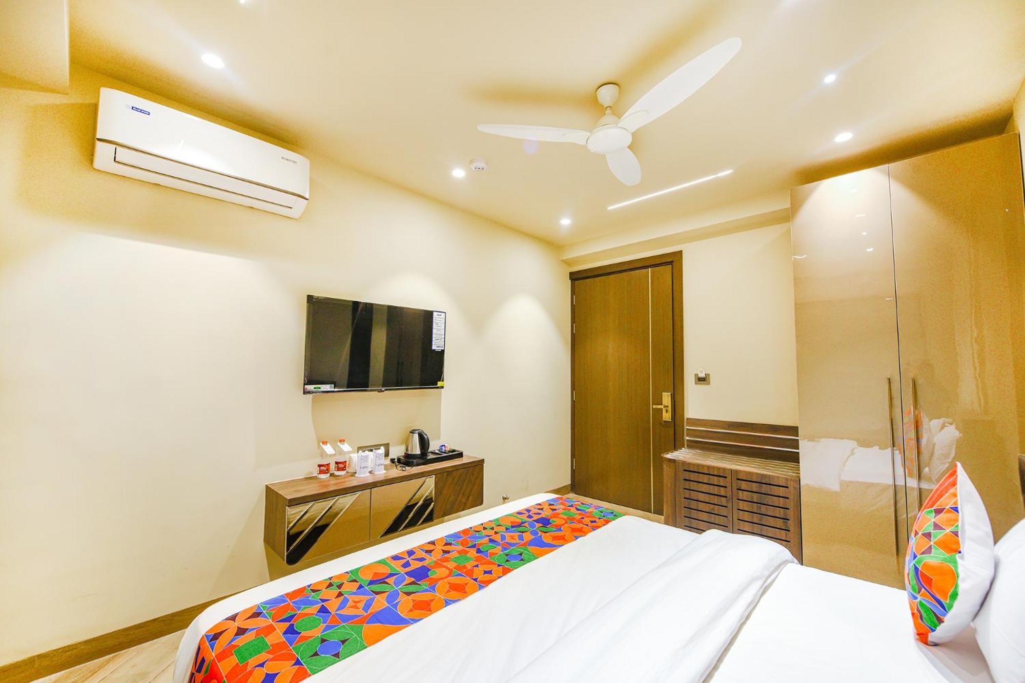 Fabhotel Prime Qotel Janakpuri 德里 外观 照片