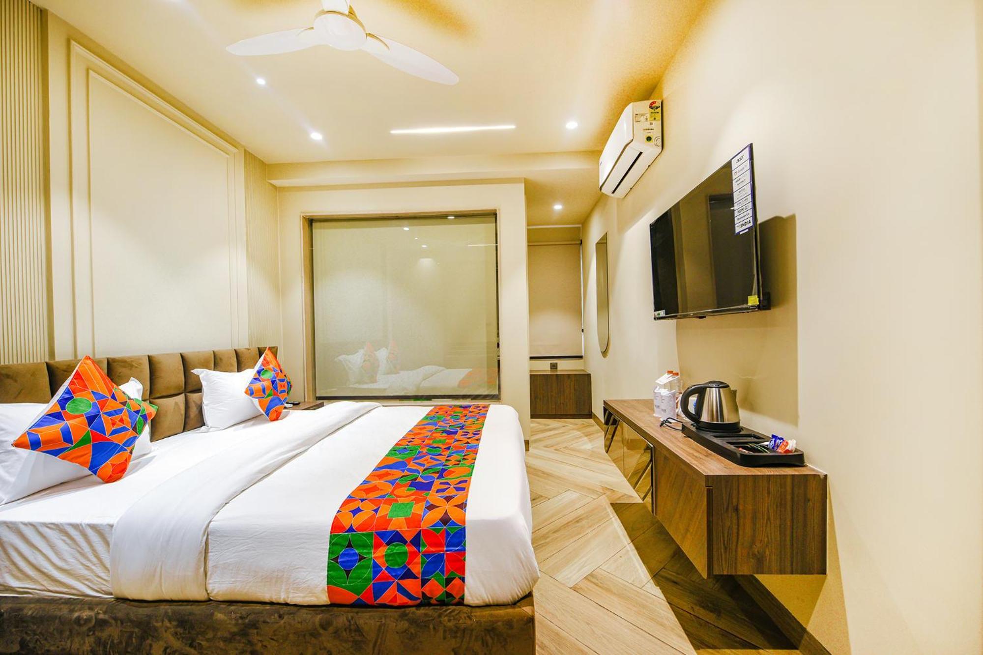 Fabhotel Prime Qotel Janakpuri 德里 外观 照片